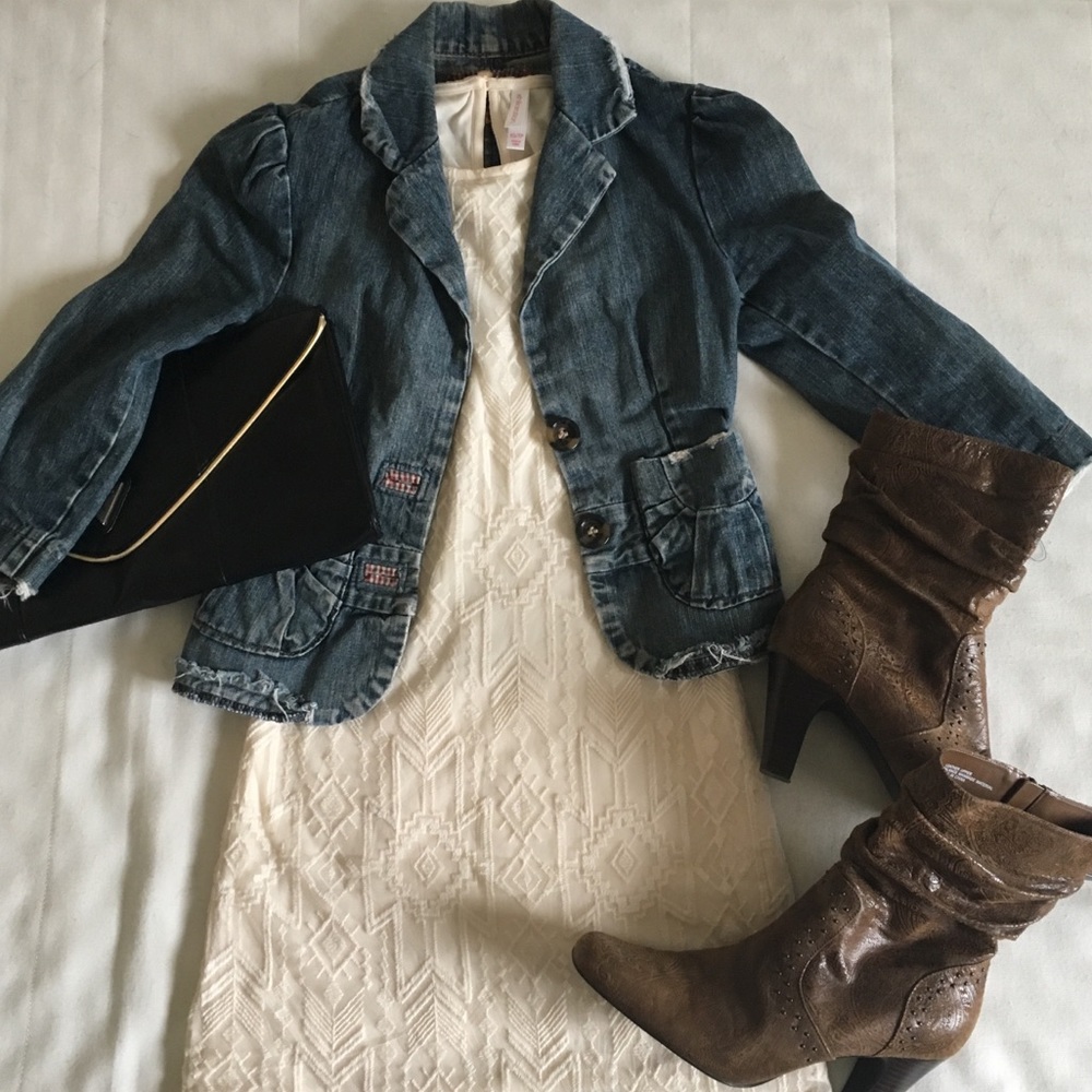 Lux distresses Jean crop jacket